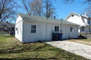 131 N Calumet Ave, Michigan City, IN 46360 - Photo 2