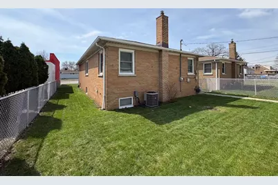 1915 169th Street, Hammond, IN 46324 - Photo 4