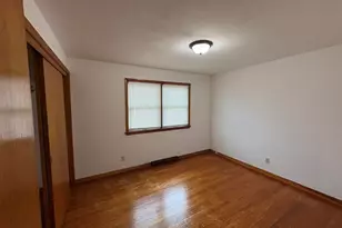 1915 169th St, Hammond, IN 46324 - Photo 14