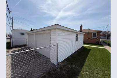 1915 169th Street, Hammond, IN 46324 - Photo 8