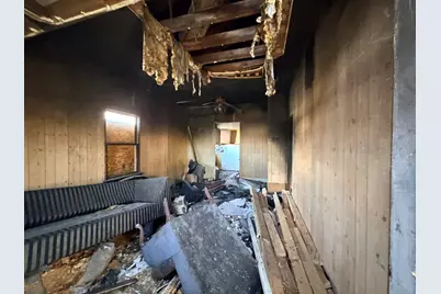 4907 W 11th Avenue, Gary, IN 46406 - Photo 4