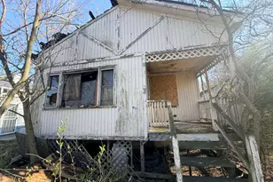 4907 W 11th Ave, Gary, IN 46406 - Photo 10