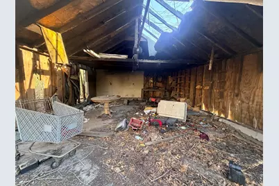 4907 W 11th Avenue, Gary, IN 46406 - Photo 8