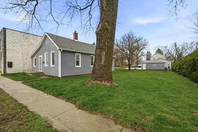 124 Grant Avenue, Chesterton, IN 46304 - Photo 2