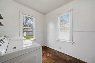 124 Grant Ave, Chesterton, IN 46304 - Photo 16