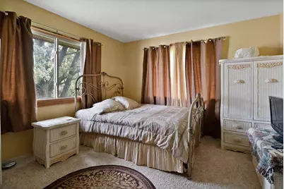 279 W Robbie Lane, Valparaiso, IN 46385 - Photo 14