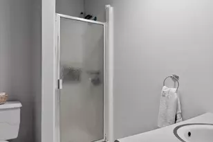 279 W Robbie Ln, Valparaiso, IN 46385 - Photo 16