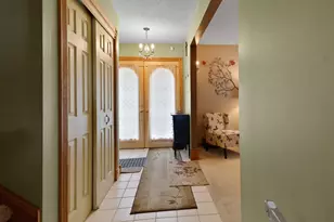 279 W Robbie Ln, Valparaiso, IN 46385 - Photo 8