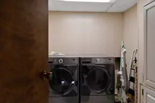 279 W Robbie Ln, Valparaiso, IN 46385 - Photo 24