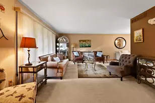 279 W Robbie Ln, Valparaiso, IN 46385 - Photo 10