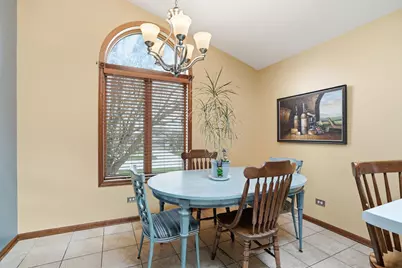 6325 W 89th Avenue, Crown Point, IN 46307 - Photo 10