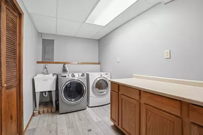 6325 W 89th Avenue, Crown Point, IN 46307 - Photo 20