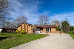 16065 West St, Remington, IN 47977 - Photo 4