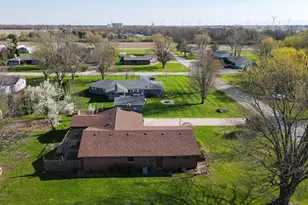 16065 West St, Remington, IN 47977 - Photo 36