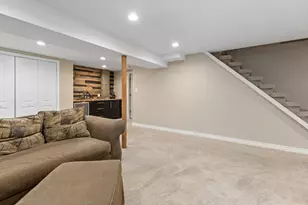 1994 Hidden Valley Dr, Crown Point, IN 46307 - Photo 28