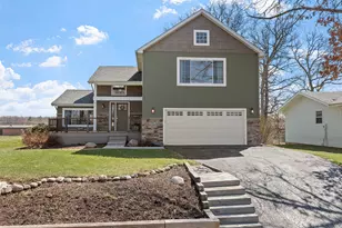 1994 Hidden Valley Dr, Crown Point, IN 46307 - Photo 2