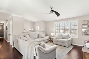 5715 Buttercup Ave, Portage, IN 46368 - Photo 6