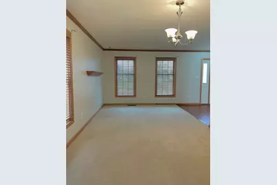 925 W 89th Place, Merrillville, IN 46410 - Photo 2