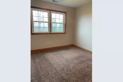 925 W 89th Place, Merrillville, IN 46410 - Photo 16