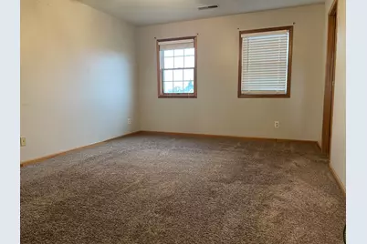925 W 89th Place, Merrillville, IN 46410 - Photo 14