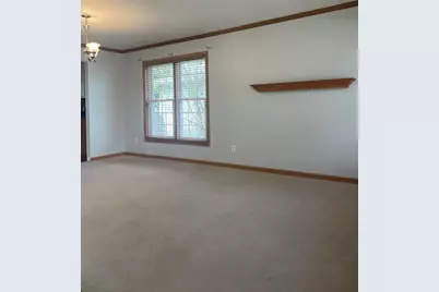 925 W 89th Place, Merrillville, IN 46410 - Photo 6
