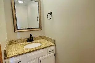 925 W 89th Pl, Merrillville, IN 46410 - Photo 6