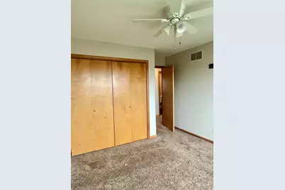 925 W 89th Place, Merrillville, IN 46410 - Photo 10