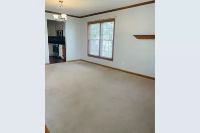 925 W 89th Place, Merrillville, IN 46410 - Photo 4