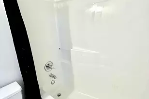 9418 Erie St, Highland, IN 46322 - Photo 16