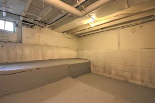 508 F St, La Porte, IN 46350 - Photo 50