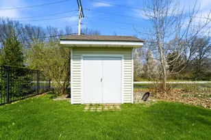 65 Steinbeck Dr, Valparaiso, IN 46383 - Photo 50