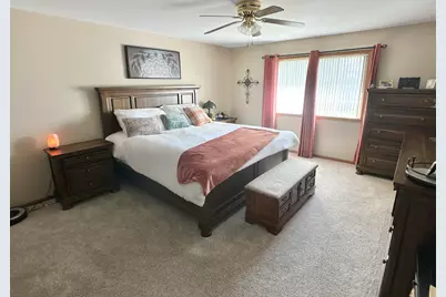 9748 Erie Street, Highland, IN 46322 - Photo 6