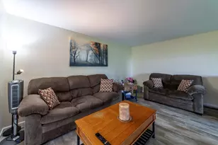 1193 Millpond Rd, Valparaiso, IN 46385 - Photo 12