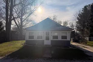 4407 Ostedt Dr, Valparaiso, IN 46383 - Photo 2