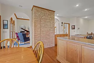 6664 Ridgeview Dr, Demotte, IN 46310 - Photo 10