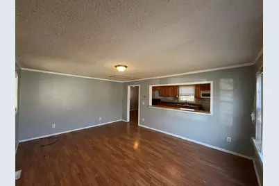 5706 W 43rd Avenue, Gary, IN 46408 - Photo 4