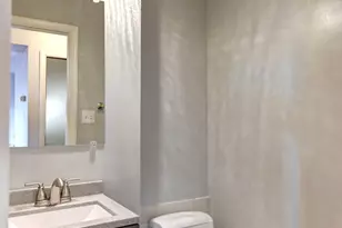 8029 Jefferson Ave, Munster, IN 46321 - Photo 8