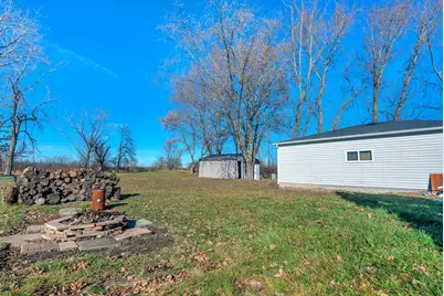 340 S State Rd 2, Hebron, IN 46341 - Photo 16