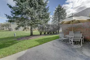 1913 Windfield Dr, Munster, IN 46321 - Photo 18