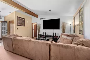 4140 W 73rd Pl, Merrillville, IN 46410 - Photo 2