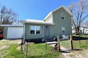 506 Ohio St, North Judson, IN 46366 - Photo 1
