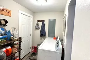 506 Ohio St, North Judson, IN 46366 - Photo 16