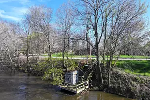 417 S Riverside Dr, Winamac, IN 46996 - Photo 10