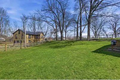 209 S Longshore Drive, Walkerton, IN 46574 - Photo 4