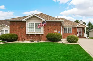 868 Clearwater Cove W, Crown Point, IN 46307 - Photo 6