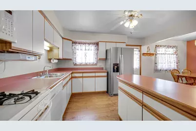 141 Monticello Drive, Dyer, IN 46311 - Photo 2