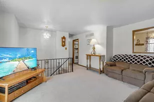 141 Monticello Dr, Dyer, IN 46311 - Photo 6