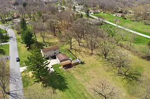 8540 Christopher Dr, Saint John, IN 46373 - Photo 6