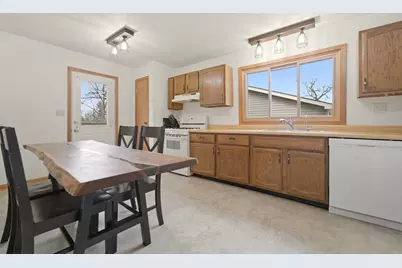 8540 Christopher Drive, Saint John, IN 46373 - Photo 18