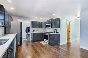 9642 W 1100 N, Demotte, IN 46310 - Photo 8